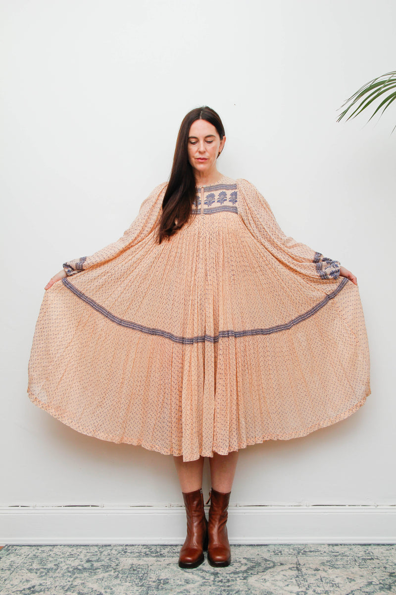 Rare Vintage Indian Cotton Gauze Dress – Pink & Navy Floral – strobevintage