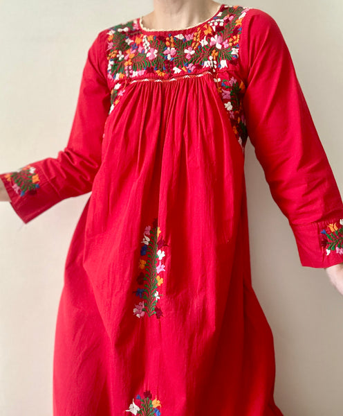 1970's Traditional Cotton Floral Embroidered Oaxacan Mexican Dress