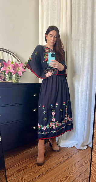Vintage Hungarian Embroidered Cotton Dress - Black Cape Sleeve Bohemian