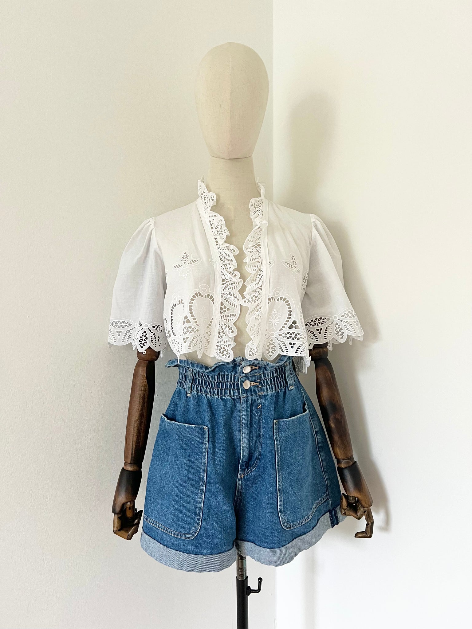 Traditional 1970's Cotton Anglaise Puffy Sleeve Frill Blouse