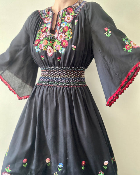 Vintage Hungarian Embroidered Cotton Dress - Black Cape Sleeve Bohemian