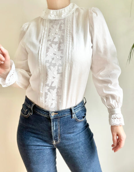 Vintage White Cotton Blouse with Tudor Style Collar