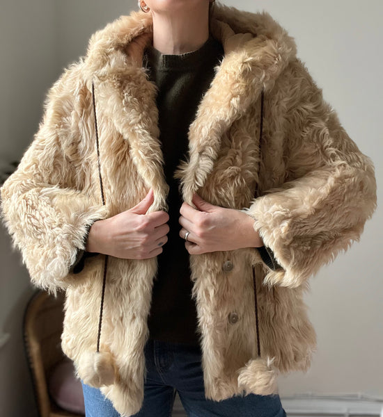 1970's Cream Lamb Shearling Fluffy Sheepskin Coat