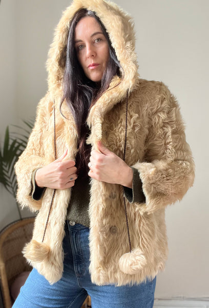 1970's Cream Lamb Shearling Fluffy Sheepskin Coat