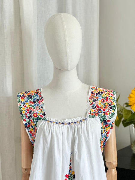 Rare Vintage Mexican Embroidered Cotton Folklore Smock Dress