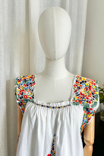 Rare Vintage Mexican Embroidered Cotton Folklore Smock Dress