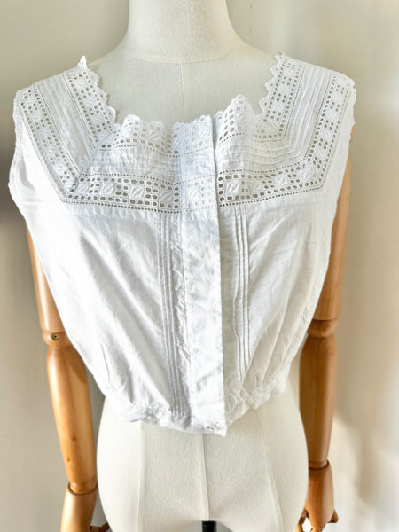 Antique Cotton Anglaise White Floral Prairie Top