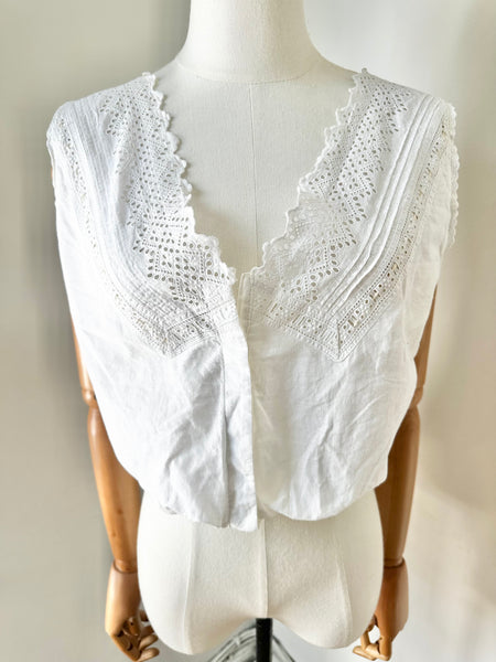 Antique Cotton Anglaise White Floral Prairie Top