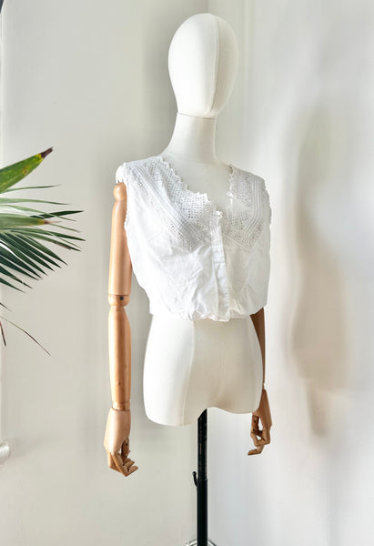 Antique Cotton Anglaise White Floral Prairie Top