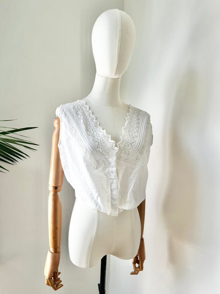 Antique Cotton Anglaise White Floral Prairie Top
