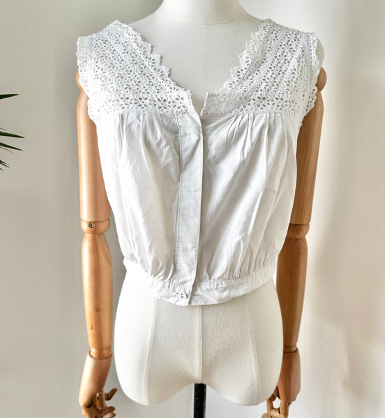 Antique Cotton Anglaise White Floral Prairie Top