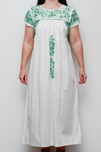 1970's Traditional Cotton Floral Embroidered Oaxacan Mexican Dress
