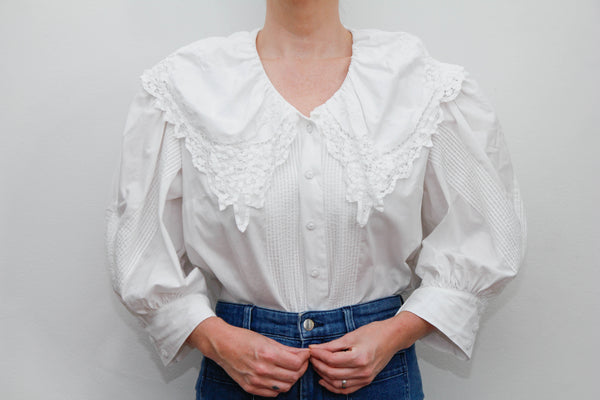 Vintage White Cotton Blouse with Embroidered Collar