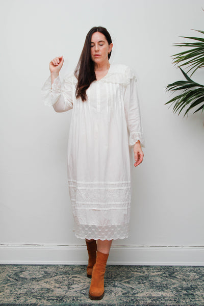 Rare Vintage White Cotton Dress with Lace Peter Pan Collar
