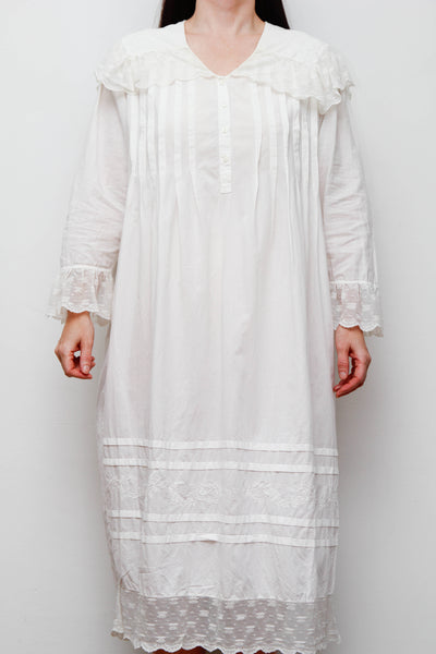 Rare Vintage White Cotton Dress with Lace Peter Pan Collar