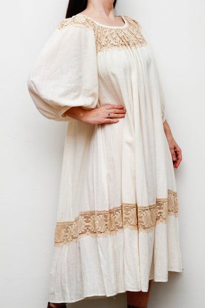 1970's Cream  Gauze Cotton Smock Dress