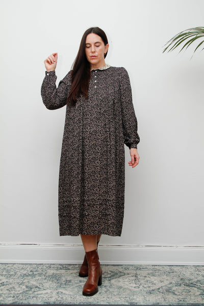 Vintage Navy Ditsy Floral Peter Pan Collar Dress
