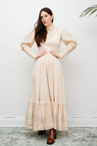Original Mexican Bohemian Maxi Dress – Blush Cotton with Lace