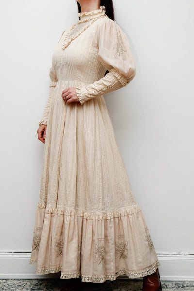 Original Mexican Bohemian Maxi Dress – Blush Cotton with Lace