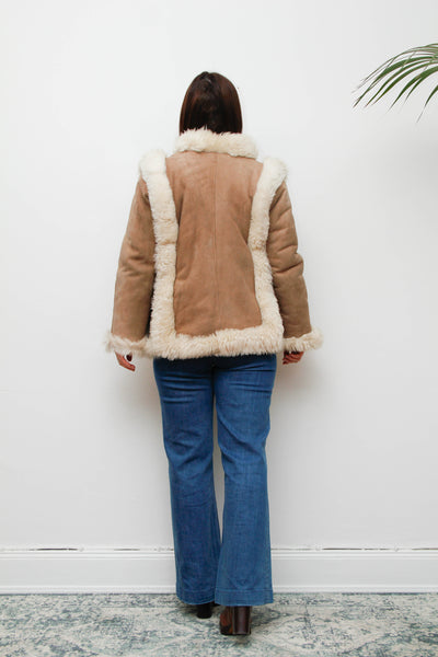 Vintage 1970s Sheepskin Suede Coat – Warm Cream Fur Trim