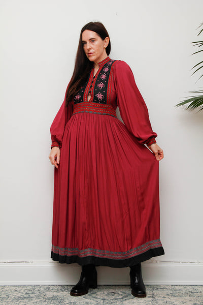 Vintage Bohemian Gothic Maxi Dress – Embroidered Floral Bib
