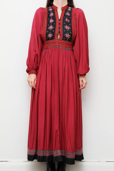 Vintage Bohemian Gothic Maxi Dress – Embroidered Floral Bib