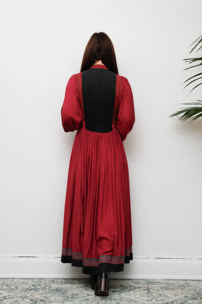 Vintage Bohemian Gothic Maxi Dress – Embroidered Floral Bib
