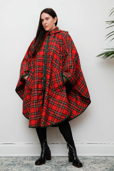 Vintage Scottish Tartan Cape – Removable Hood & Wide Sleeves