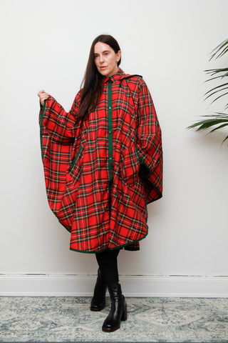Vintage Scottish Tartan Cape – Removable Hood & Wide Sleeves