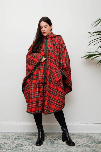 Vintage Scottish Tartan Cape – Removable Hood & Wide Sleeves