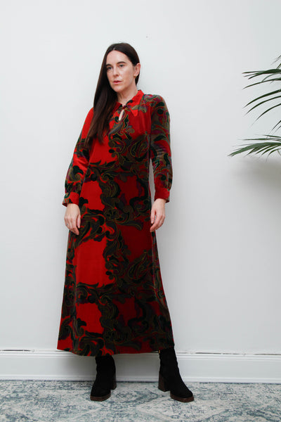 Vintage 1970s Gothic-Bohemian Velvet Dress – Art Nouveau Floral Maxi