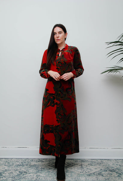 Vintage 1970s Gothic-Bohemian Velvet Dress – Art Nouveau Floral Maxi