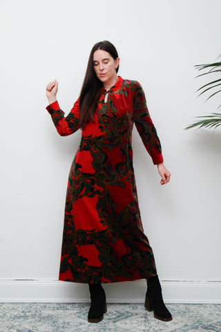 Vintage 1970s Gothic-Bohemian Velvet Dress – Art Nouveau Floral Maxi
