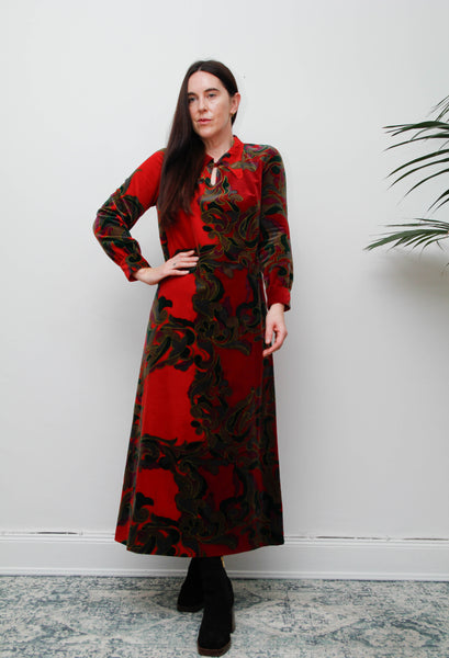 Vintage 1970s Gothic-Bohemian Velvet Dress – Art Nouveau Floral Maxi