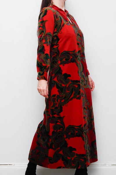 Vintage 1970s Gothic-Bohemian Velvet Dress – Art Nouveau Floral Maxi