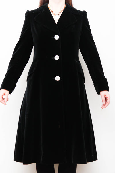 Vintage 1940s-Style Black Cotton Velvet Coat – Regal Bohemian Gothic