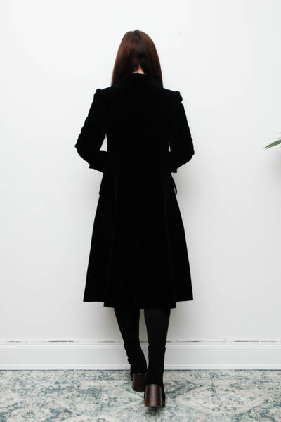 Vintage 1940s-Style Black Cotton Velvet Coat – Regal Bohemian Gothic