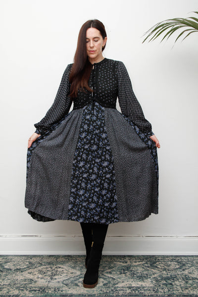 Vintage 1970s Floral Cotton Dress – Bohemian Navy & Purple