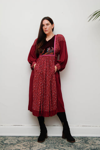 1970s Floral Gothic Prairie Dress – Velvet Bib & Balloon Sleeves