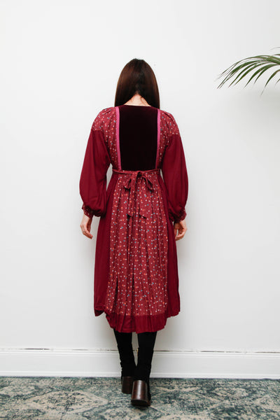 1970s Floral Gothic Prairie Dress – Velvet Bib & Balloon Sleeves