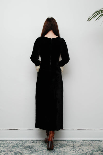 Vintage 1970s Jean Allen Black Velvet Dress – Cream Lace Cuffs, Gothic Elegance, Fully Lined, Zip Back