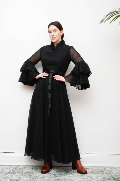 Vintage Black Gothic Dress – Victorian Collar, Layered Chiffon Sleeves, Satin Ribbon Bodice, Fitted Waist
