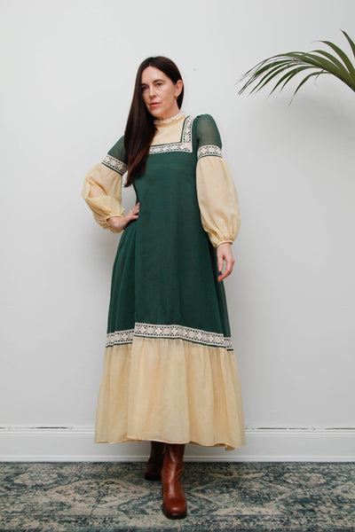 Rare Paula Lee Prairie Dress – Forest Green & Cream Lace Trim, Victorian Gothic High Neck, Lantern Sleeves, Folklore Vintage Style