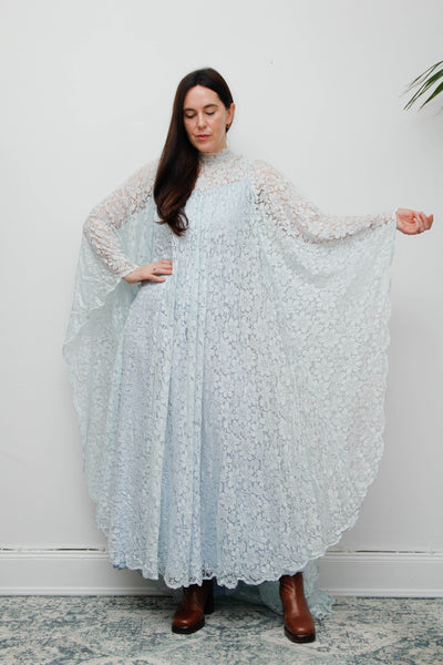 1970s Vintage Blue Lace Kaftan Dress – Wedding & Evening Gown