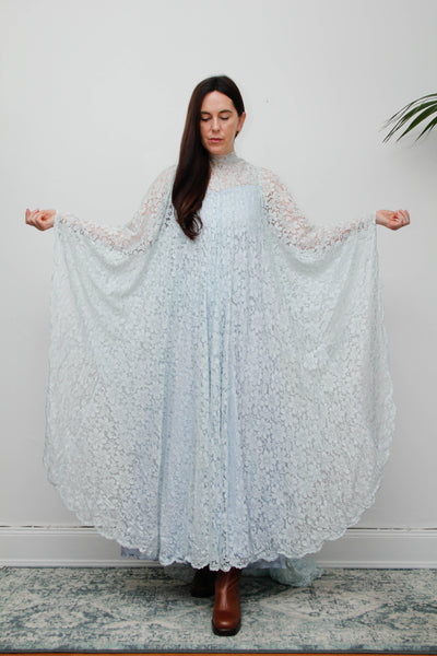 1970s Vintage Blue Lace Kaftan Dress – Wedding & Evening Gown