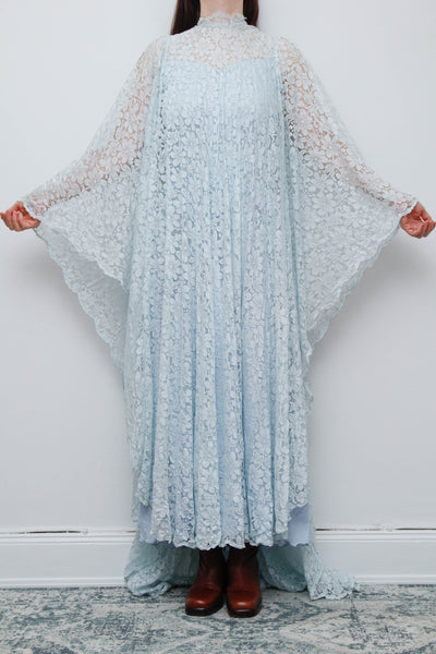 1970s Vintage Blue Lace Kaftan Dress – Wedding & Evening Gown