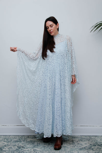 1970s Vintage Blue Lace Kaftan Dress – Wedding & Evening Gown