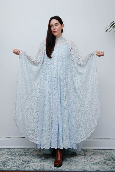 1970s Vintage Blue Lace Kaftan Dress – Wedding & Evening Gown