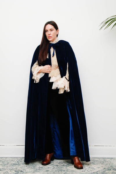 Vintage Gothic Opera Cape – Sapphire Blue Cotton Velvet