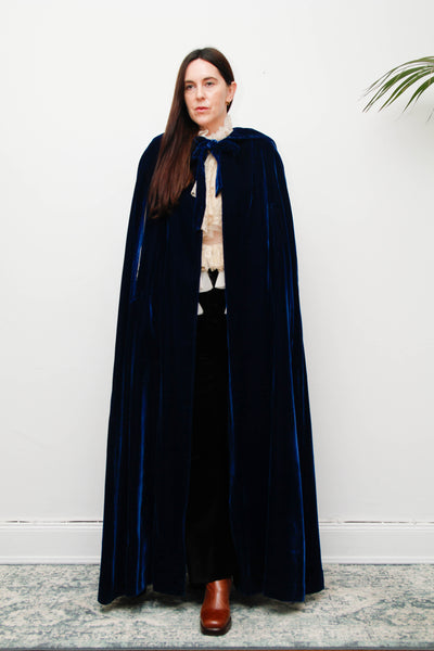 Vintage Gothic Opera Cape – Sapphire Blue Cotton Velvet